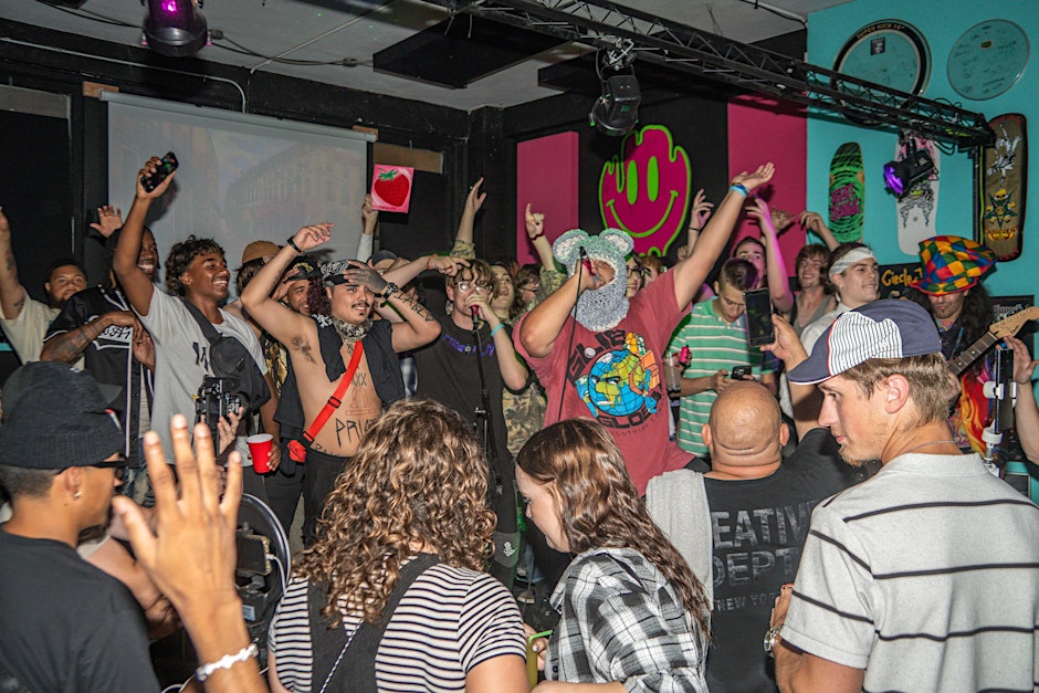 BAD LUVR’S N FRIENDS DAY 1