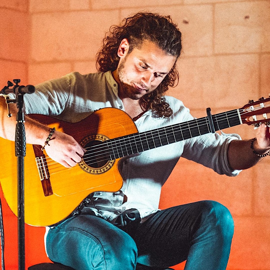 Bartek Dabrowski @ ROOM2 GLASGOW