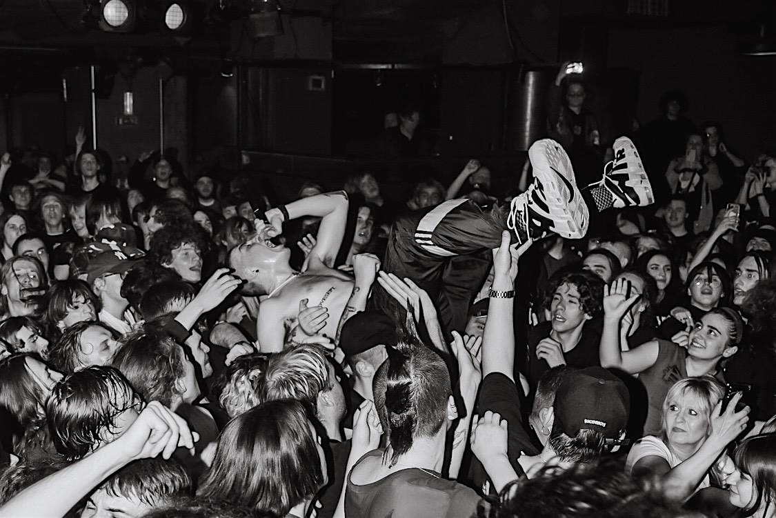 BVDLVD x Changeline UK Tour