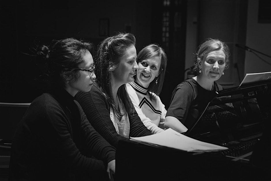 Eight Hands Extravaganza!