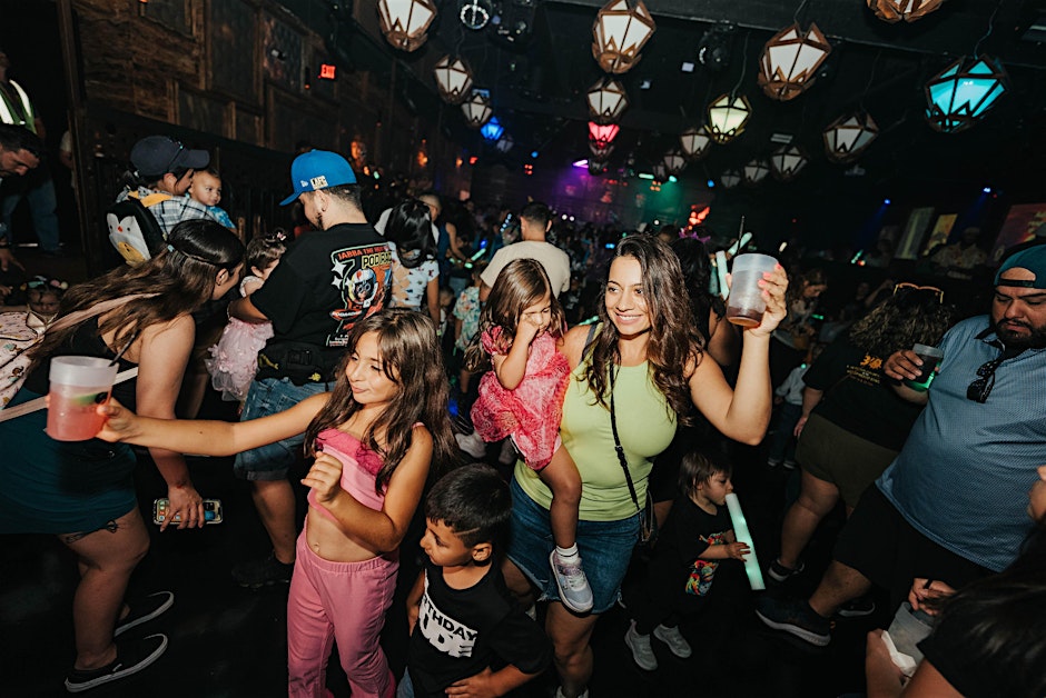 HOLLYWOOD - The OG Family Club Experience: Bibbidi Bobbidi Beats