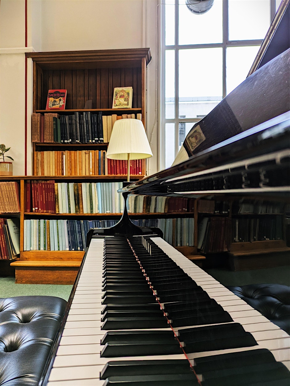 Lunchtime Piano Concert ft. Yuanwei Ping