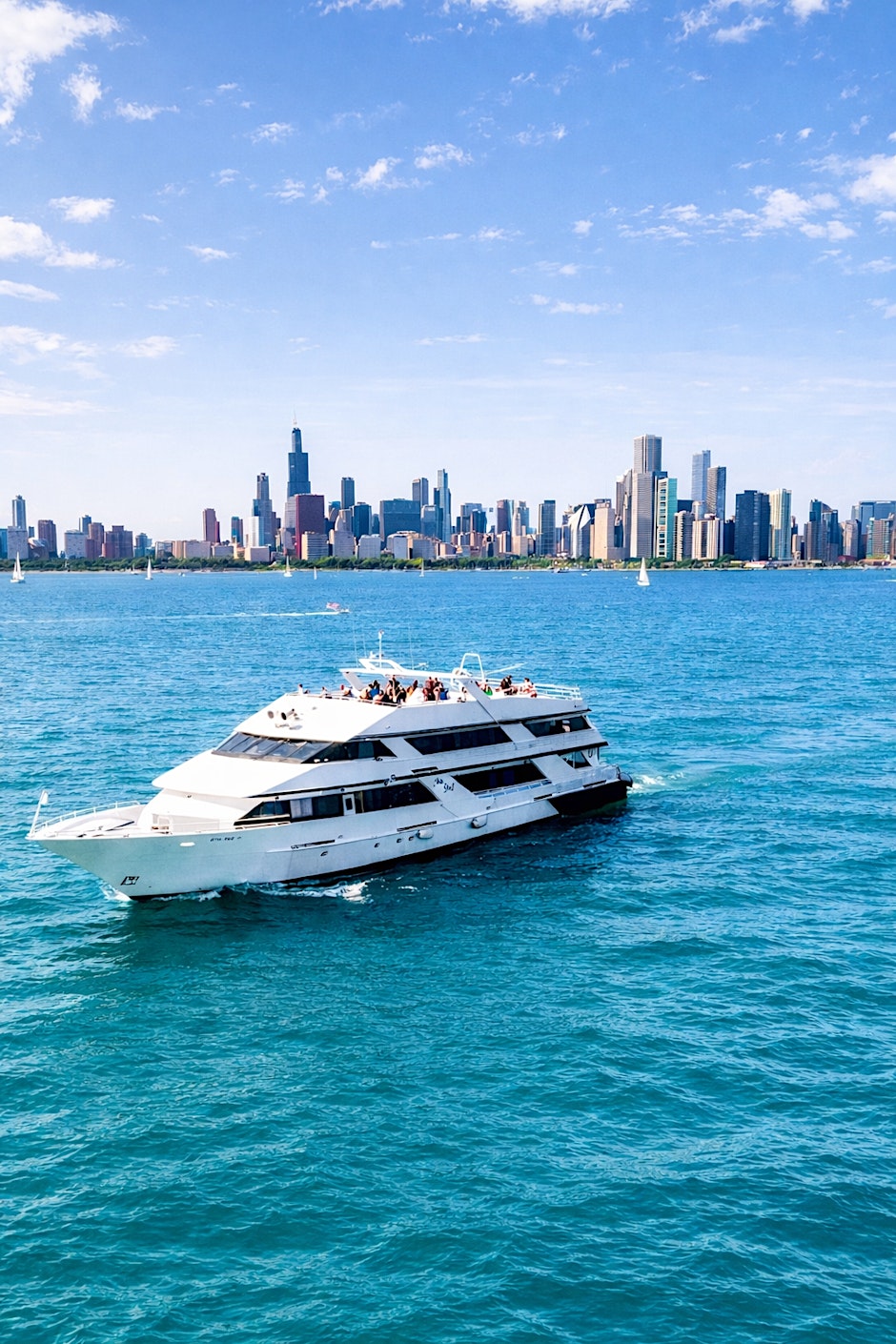 R&B Vs Hip Hop White Attire  Daytime Yacht Party (Chicago) Anita Dee II