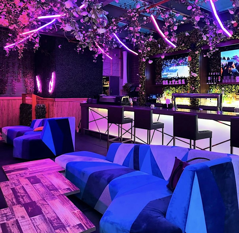 RNB In The City Saturdays At Bliss Teras Rooftop NYC Hosted By SmooveEvents