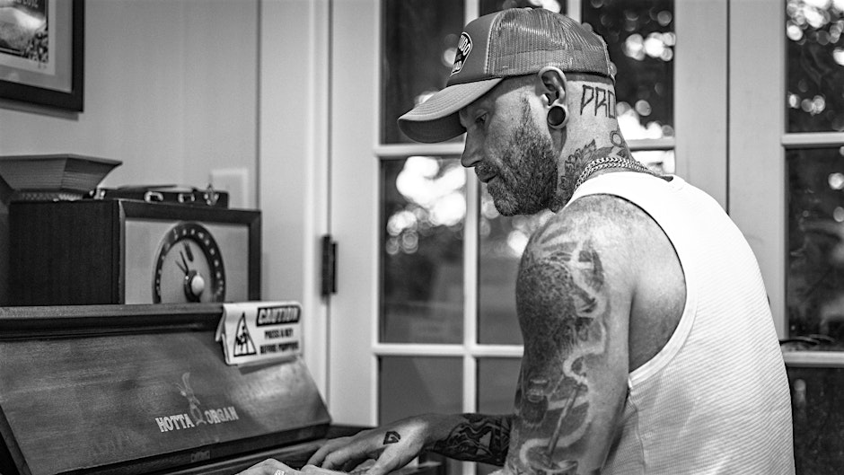 Satsang (Solo) with Joey Harkum