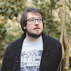 Throughlines #9 - Here's The Steeple, Tom Hammond, Zoe Cure